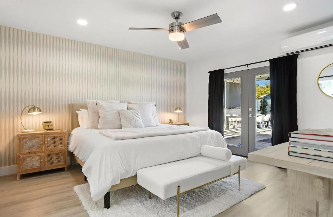 Hotel Homes - The Camelback Manor Phoenix Holiday home